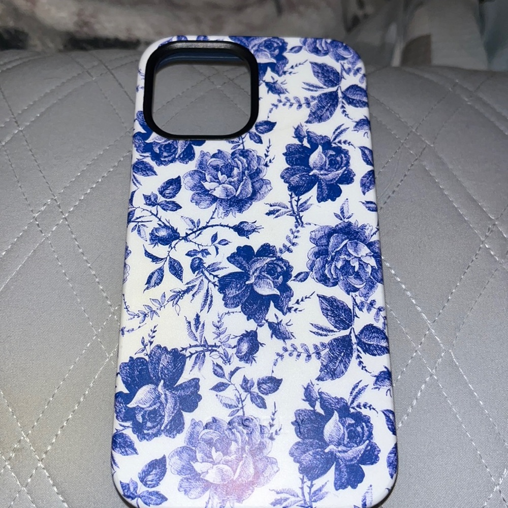 iPhone 12 Pro Max blue rose case